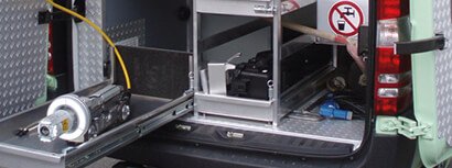 Im KUTERO-Sortiment finden Kanalsanierer alles, vom Ersatzkabel bis zur Baustellensicherung.